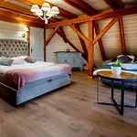 Helenowka Agro & Villa Komorow (Ostrzeszow)