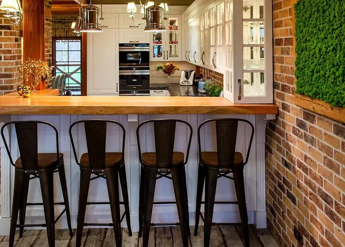 Helenowka Agro & * Komorow (Ostrzeszow)