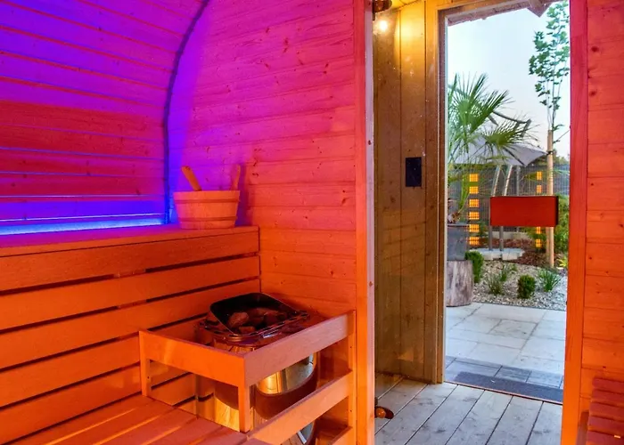 Villa Helenowka Agro & *